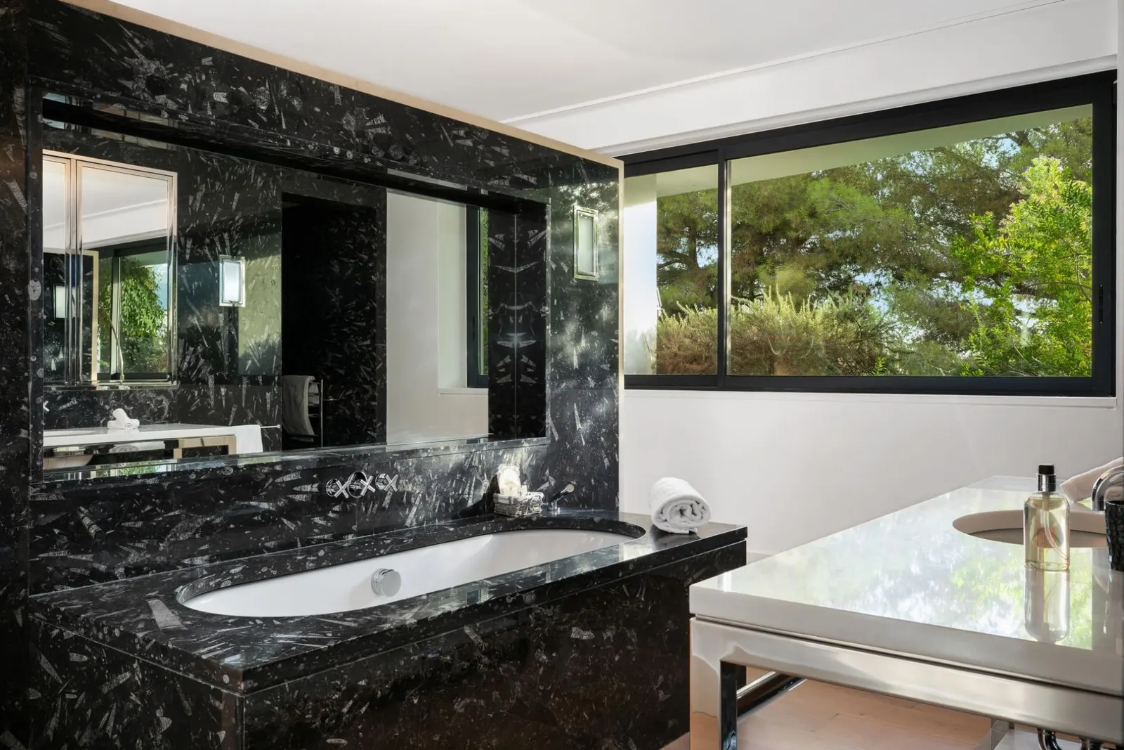 4-Bedroom Villa with Swimming pool, Saint-Jean-Cap-Ferrat, Provence-Alpes-Côte d'Azur, photo 38