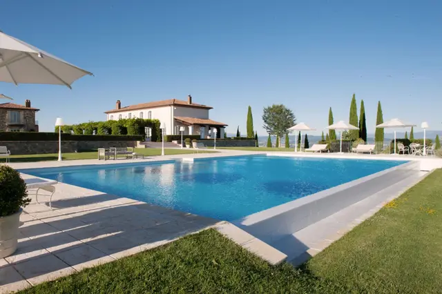 6-Bedroom Villa Sleeping 12, San Venanzo