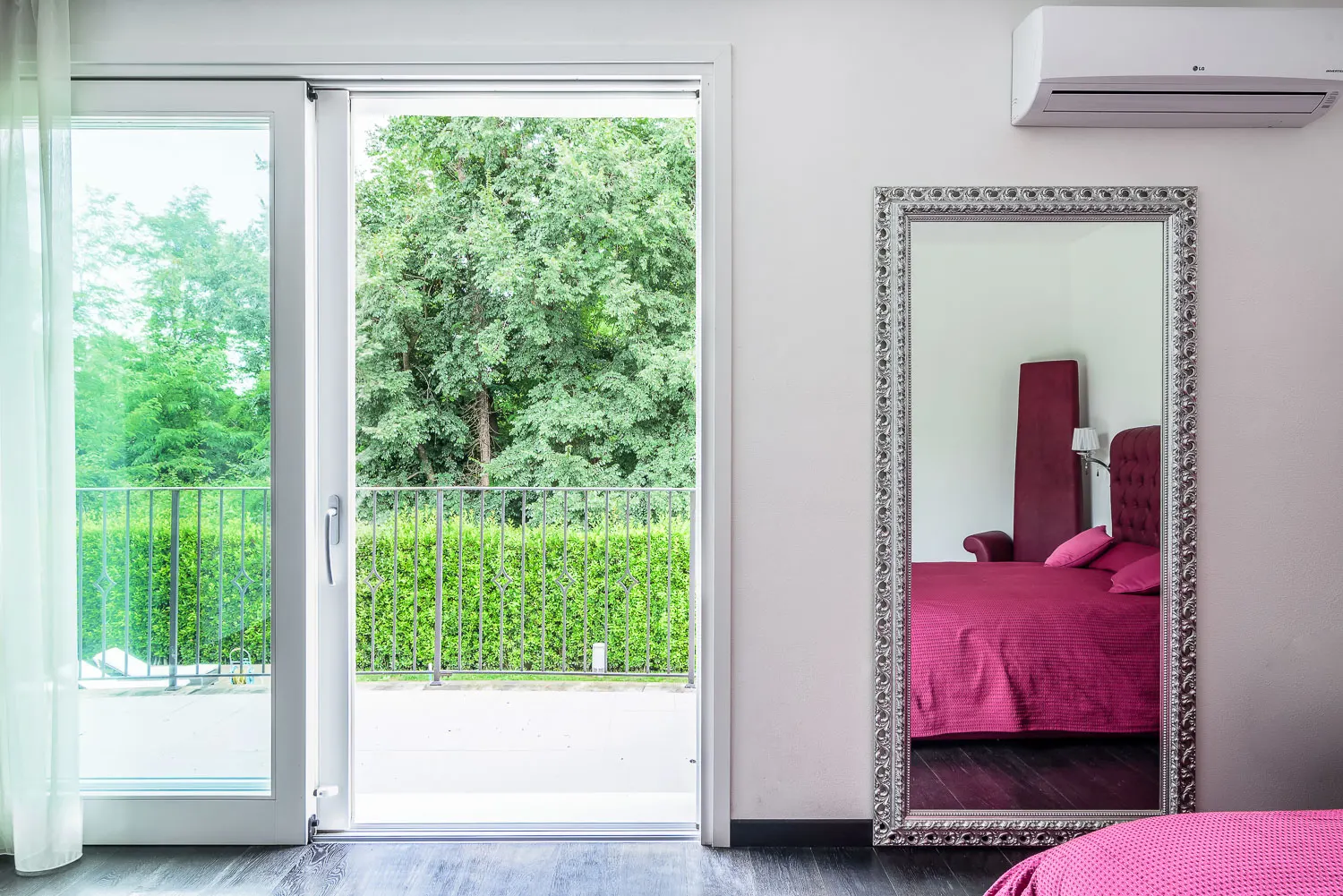 Villa with Swimming pool and Jacuzzi in Forte dei Marmi, photo 31