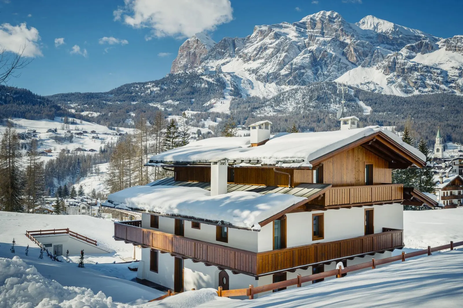 Chalet cu piscină încălzită în Cortina d'Ampezzo, fotografia 2