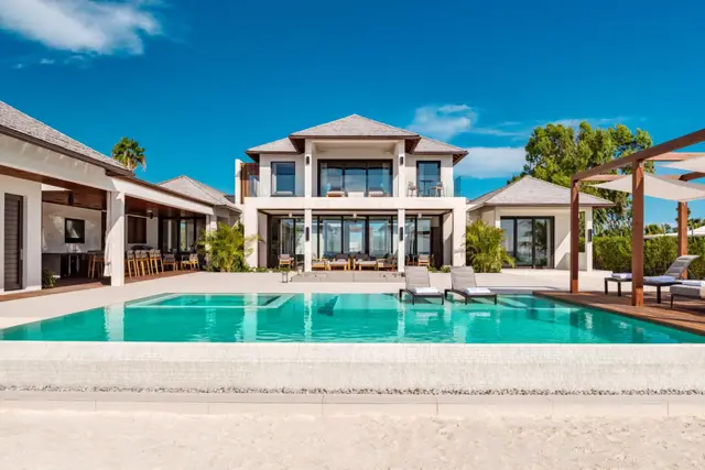 Vilă cu 5 dormitoare pentru 14 persoane, Providenciales