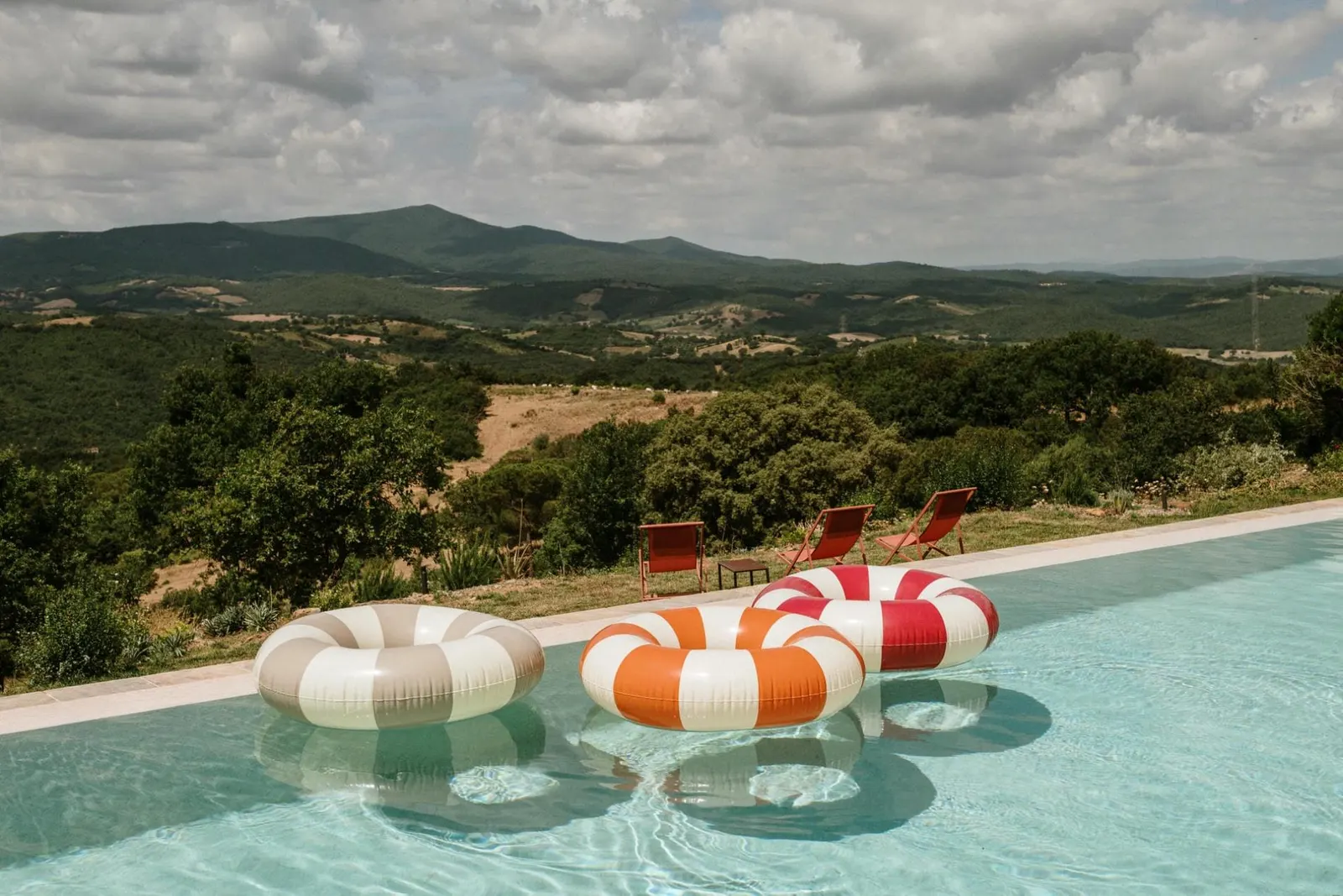 Vilă cu 7 dormitoare și piscină încălzită, Poggi del Sasso, fotografia 3