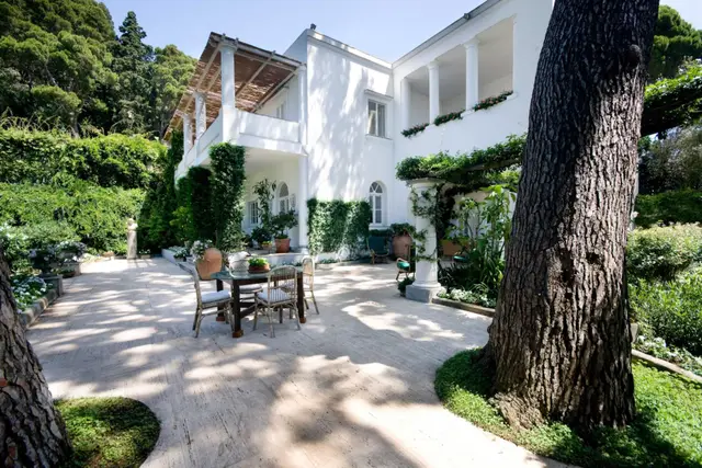 5-Bedroom Villa Sleeping 10, Capri